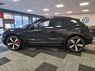 Used 2015 Porsche Macan Turbo Black - Interior and Exterior details 5