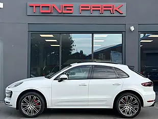 Used 2015 Porsche Macan Turbo White - Interior and Exterior details 10