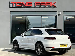 Used 2015 Porsche Macan Turbo White - Interior and Exterior details 5