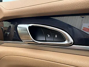 Used 2015 Porsche Panamera Tiptronics Black - Interior and Exterior details 13