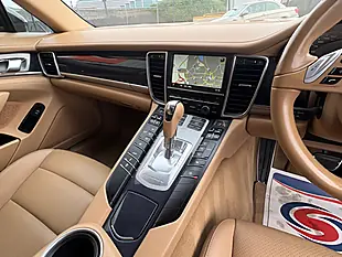 Used 2015 Porsche Panamera Tiptronics Black - Interior and Exterior details 15