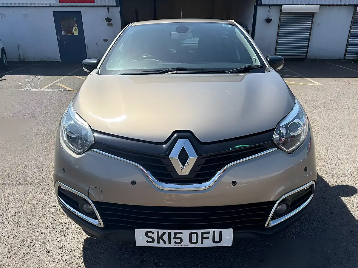Used 2015 Renault Captur Dynamique Medianav Beige - Interior and Exterior details 7