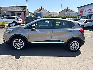 Used 2015 Renault Captur Dynamique Medianav Beige - Interior and Exterior details 8