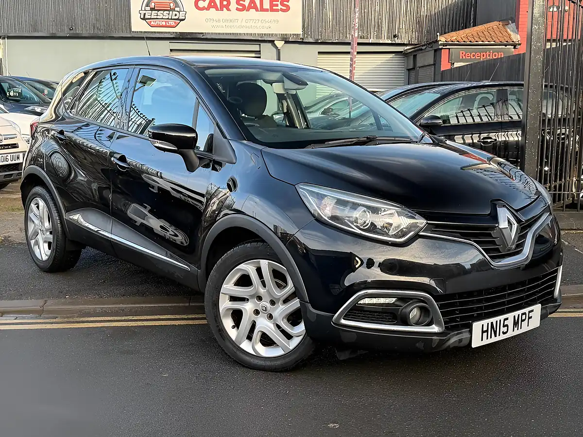 Used 2015 Renault Captur Dynamique Medianav Black - Front View