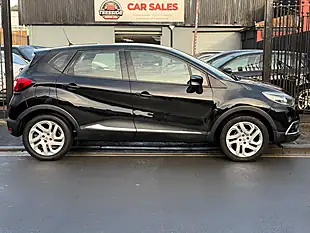 Used 2015 Renault Captur Dynamique Medianav Black - Interior and Exterior details 3
