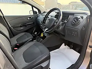 Used 2015 Renault Captur Dynamique Medianav Grey - Interior and Exterior details 17