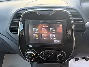 Used 2015 Renault Captur Dynamique Medianav Grey - Interior and Exterior details 20