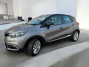 Used 2015 Renault Captur Dynamique Medianav Grey - Interior and Exterior details 3