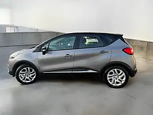 Used 2015 Renault Captur Dynamique Medianav Grey - Interior and Exterior details 4