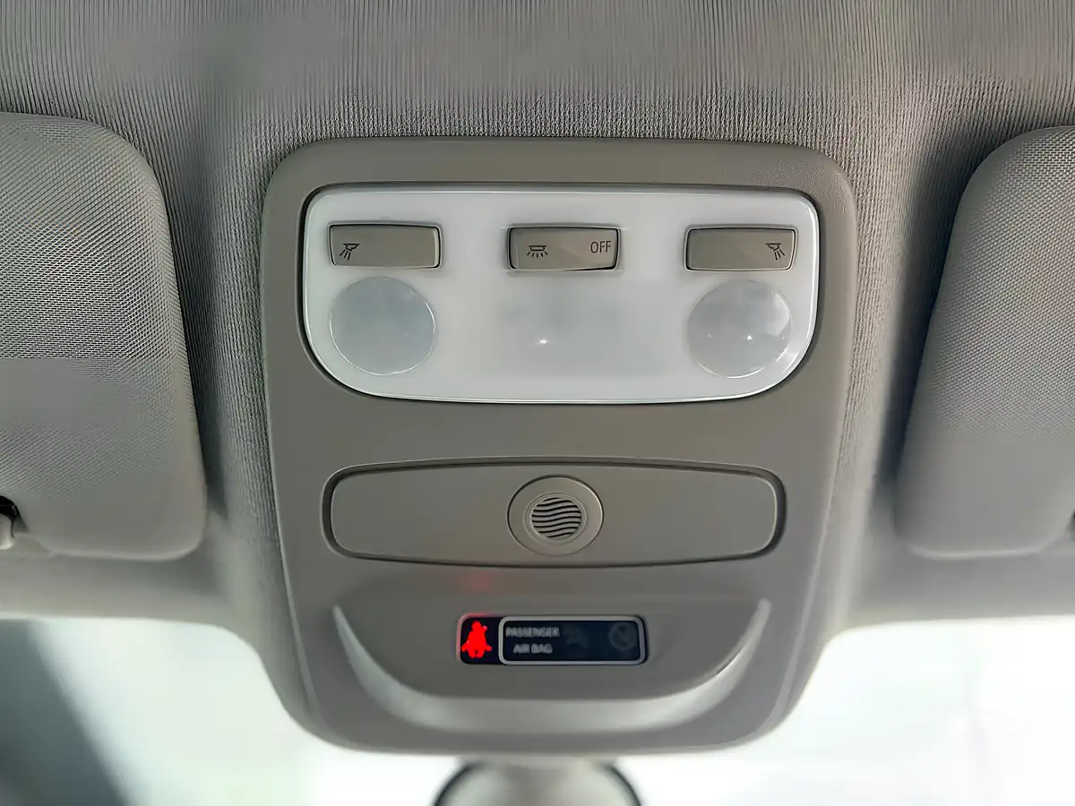 Used 2015 Renault Captur Dynamique Medianav White - Interior and Exterior details 18