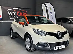 Used 2015 Renault Captur Dynamique Medianav White - Interior and Exterior details 4