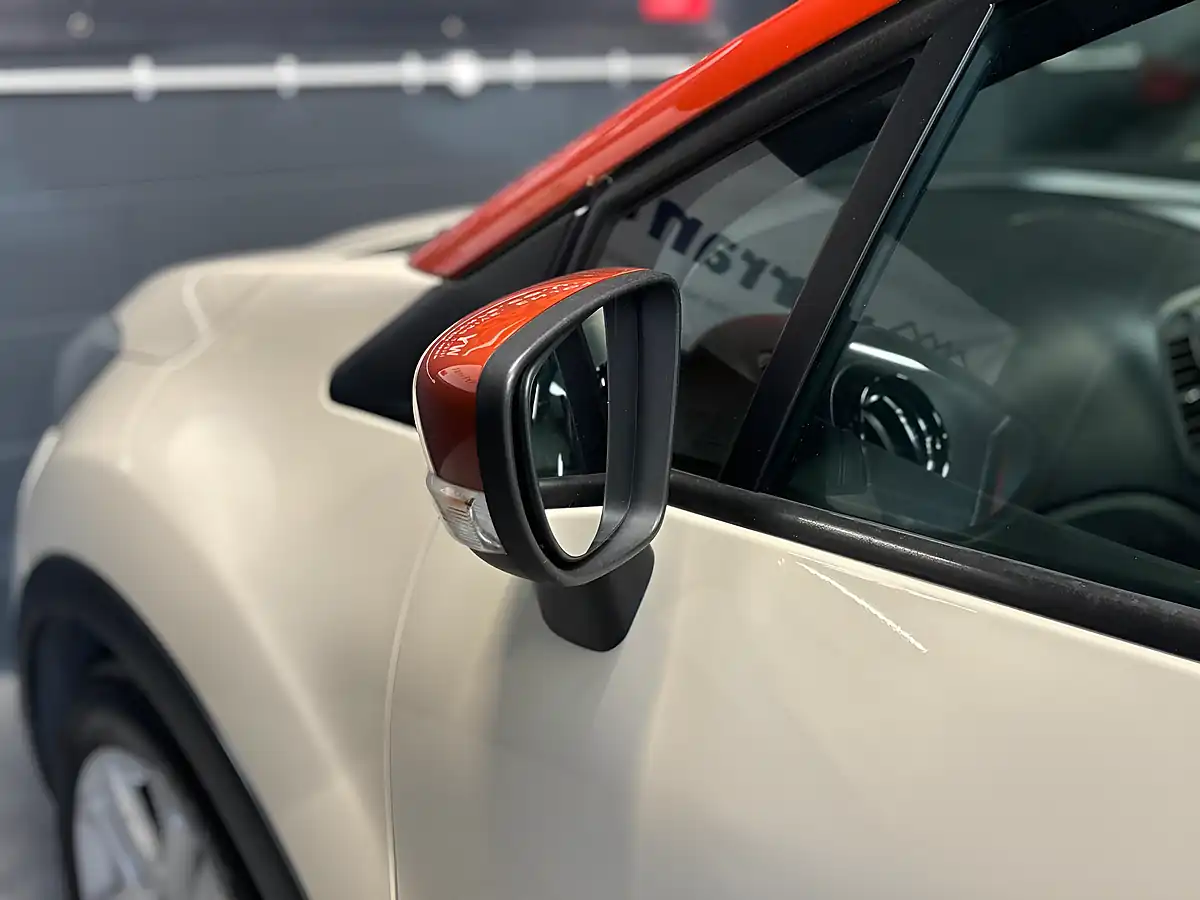 Used 2015 Renault Captur Dynamique Medianav White - Interior and Exterior details 8