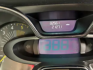 Used 2015 Renault Captur Dynamique Nav Black - Interior and Exterior details 14