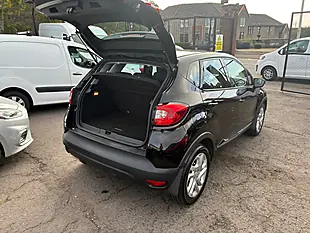 Used 2015 Renault Captur Dynamique Nav Black - Interior and Exterior details 17
