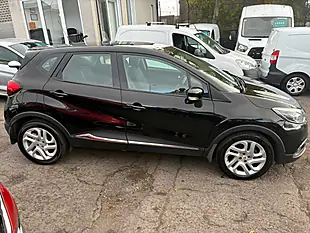 Used 2015 Renault Captur Dynamique Nav Black - Interior and Exterior details 2