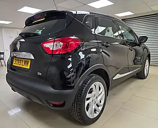 Used 2015 Renault Captur Dynamique Nav Black - Interior and Exterior details 4
