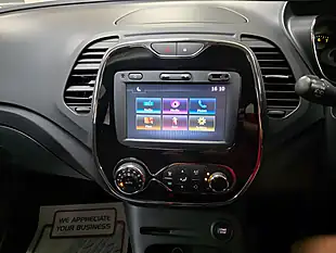 Used 2015 Renault Captur Dynamique Nav Black - Interior and Exterior details 8