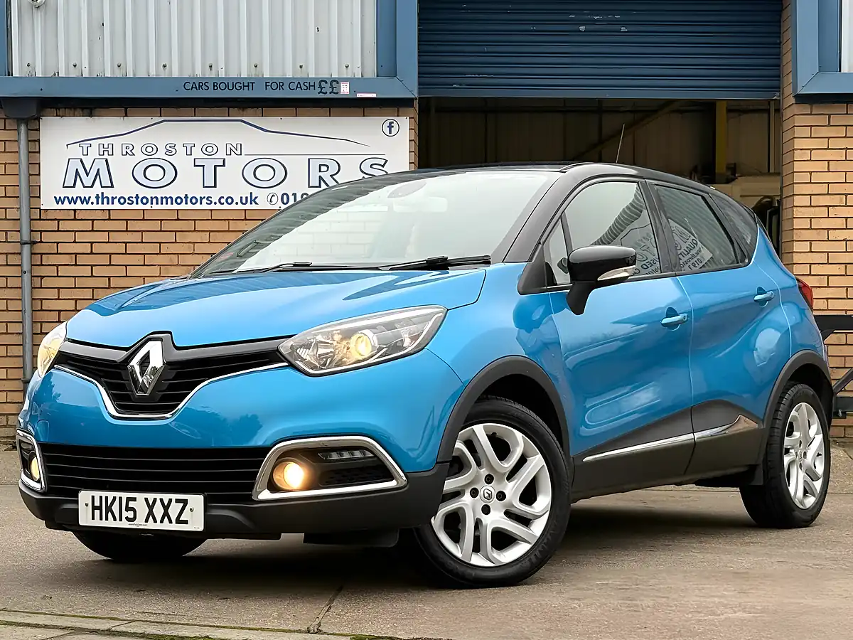 Used 2015 Renault Captur Dynamique Nav Blue - Interior and Exterior details 2