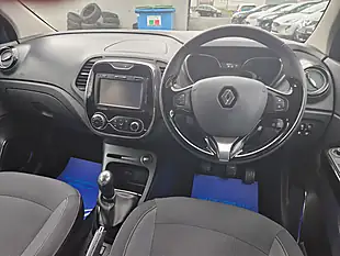 Used 2015 Renault Captur Dynamique Nav Blue - Interior and Exterior details 11