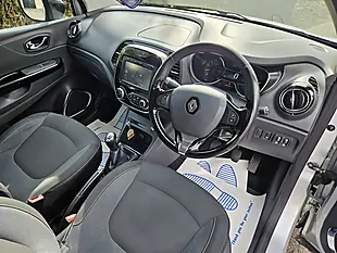 Used 2015 Renault Captur Dynamique Nav Silver - Interior and Exterior details 15