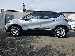 Used 2015 Renault Captur Dynamique Nav Silver - Interior and Exterior details 8