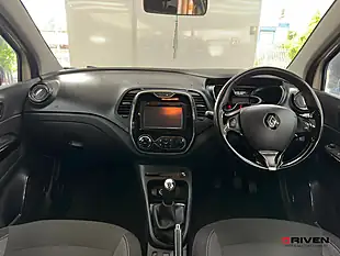 Used 2015 Renault Captur Dynamique Nav White - Interior and Exterior details 4