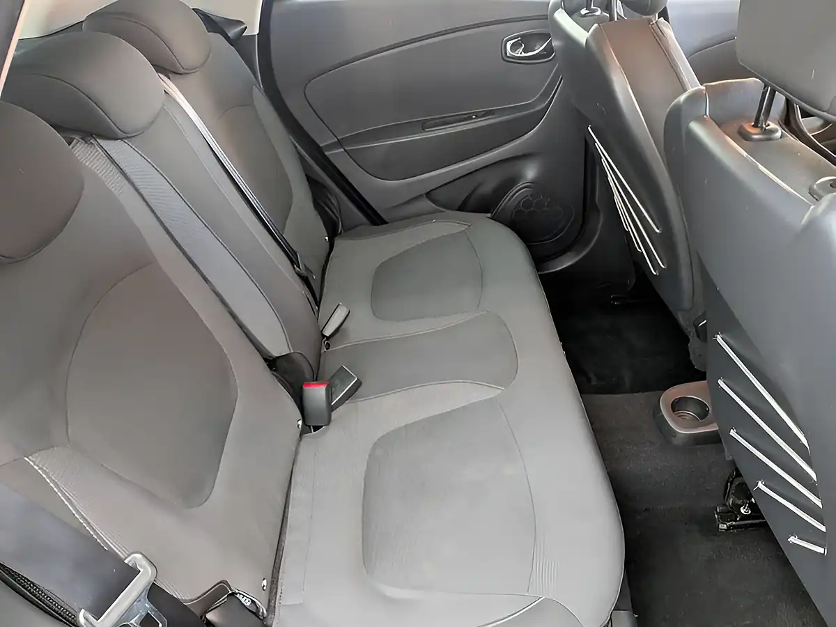 Used 2015 Renault Captur Dynamique S Medianav Black - Interior and Exterior details 13