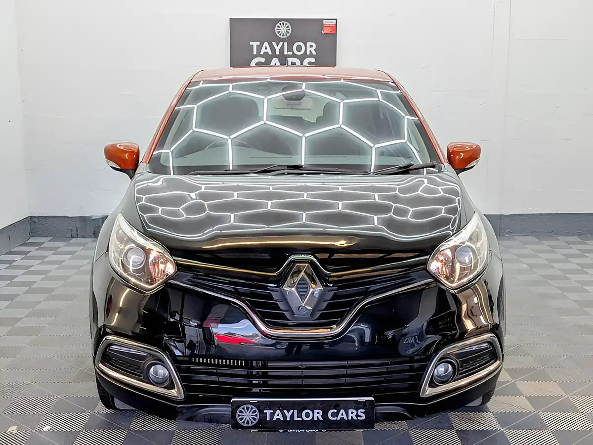 Used 2015 Renault Captur Dynamique S Medianav Black - Interior and Exterior details 2
