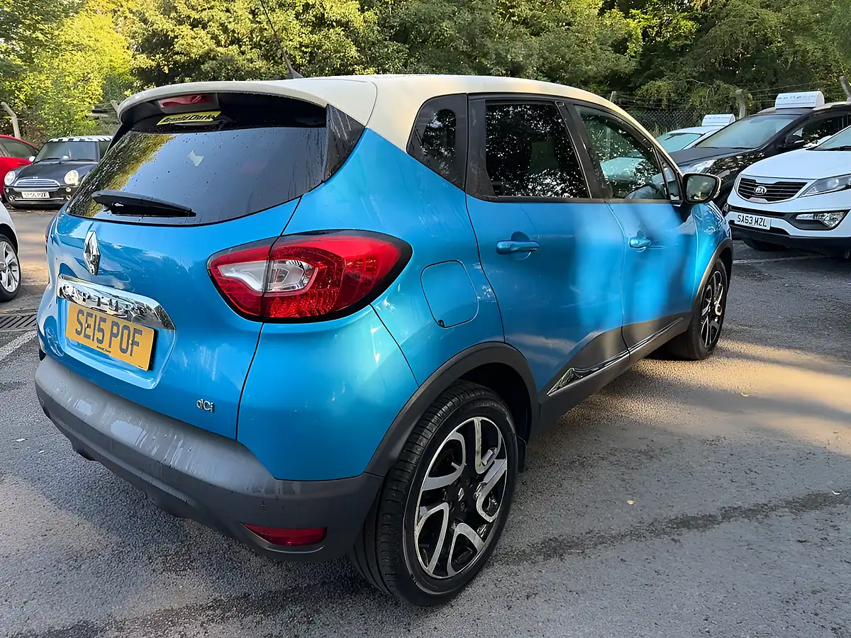 Used 2015 Renault Captur Dynamique S Medianav Blue - Interior and Exterior details 7