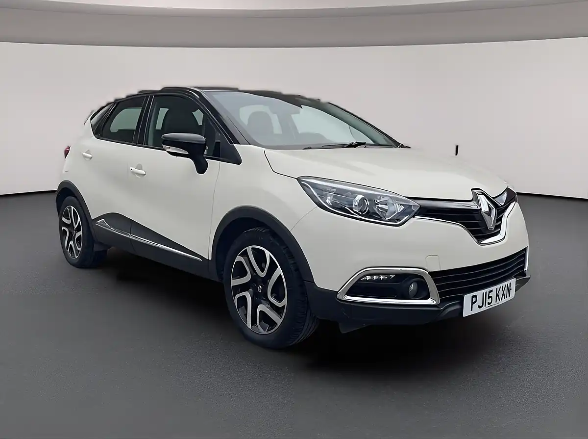 Used 2015 Renault Captur Dynamique S Medianav Ivory With Diamond Black Roof - Front View