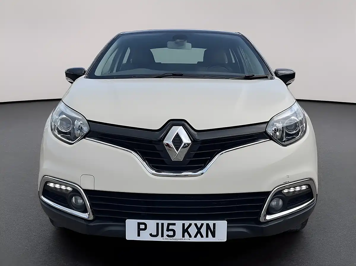 Used 2015 Renault Captur Dynamique S Medianav Ivory With Diamond Black Roof - Interior and Exterior details 2