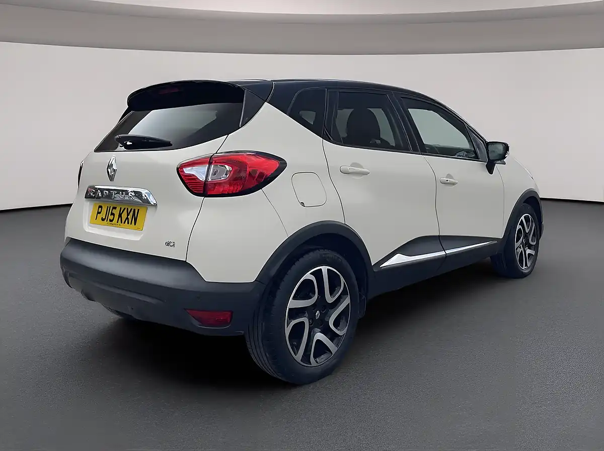 Used 2015 Renault Captur Dynamique S Medianav Ivory With Diamond Black Roof - Interior and Exterior details 7