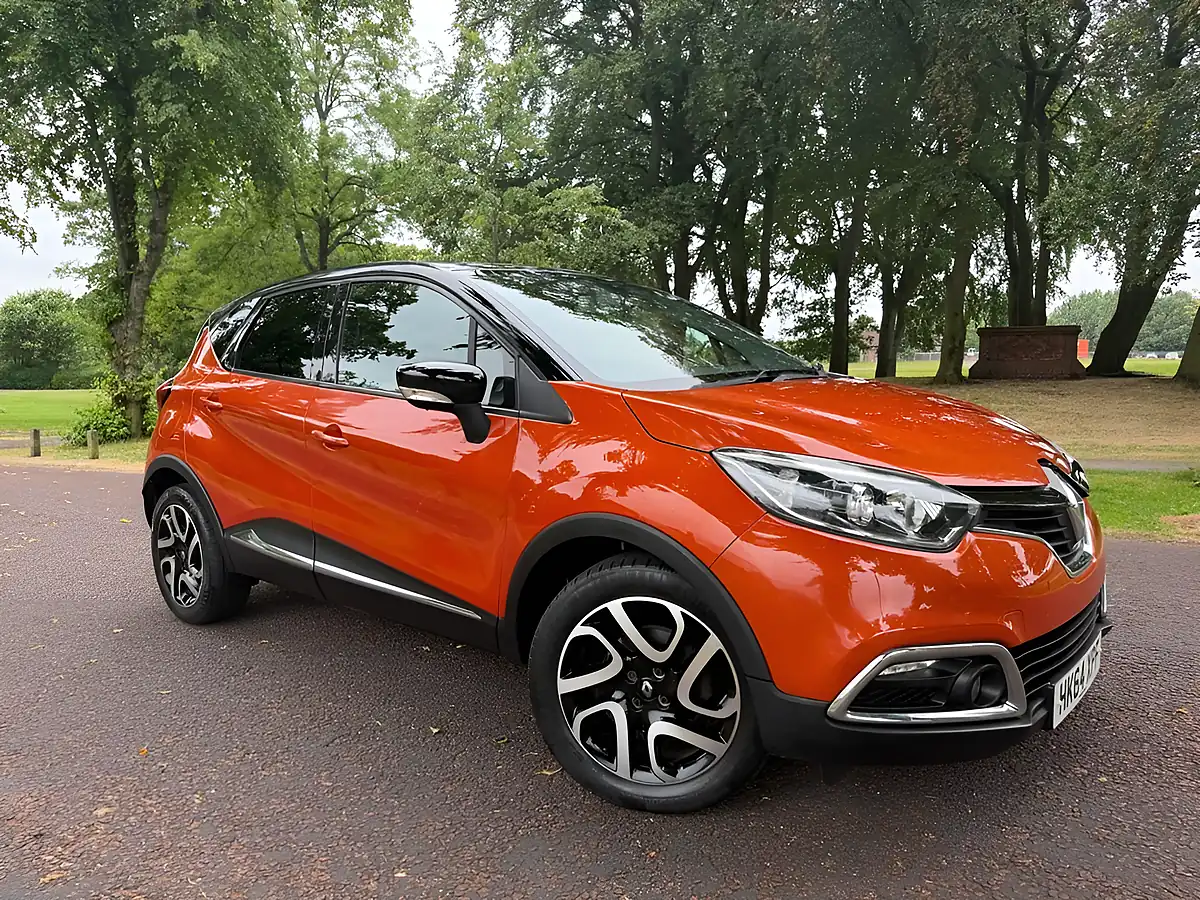 Used 2015 Renault Captur Dynamique S Medianav Orange - Front View