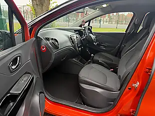 Used 2015 Renault Captur Dynamique S Medianav Orange - Interior and Exterior details 13