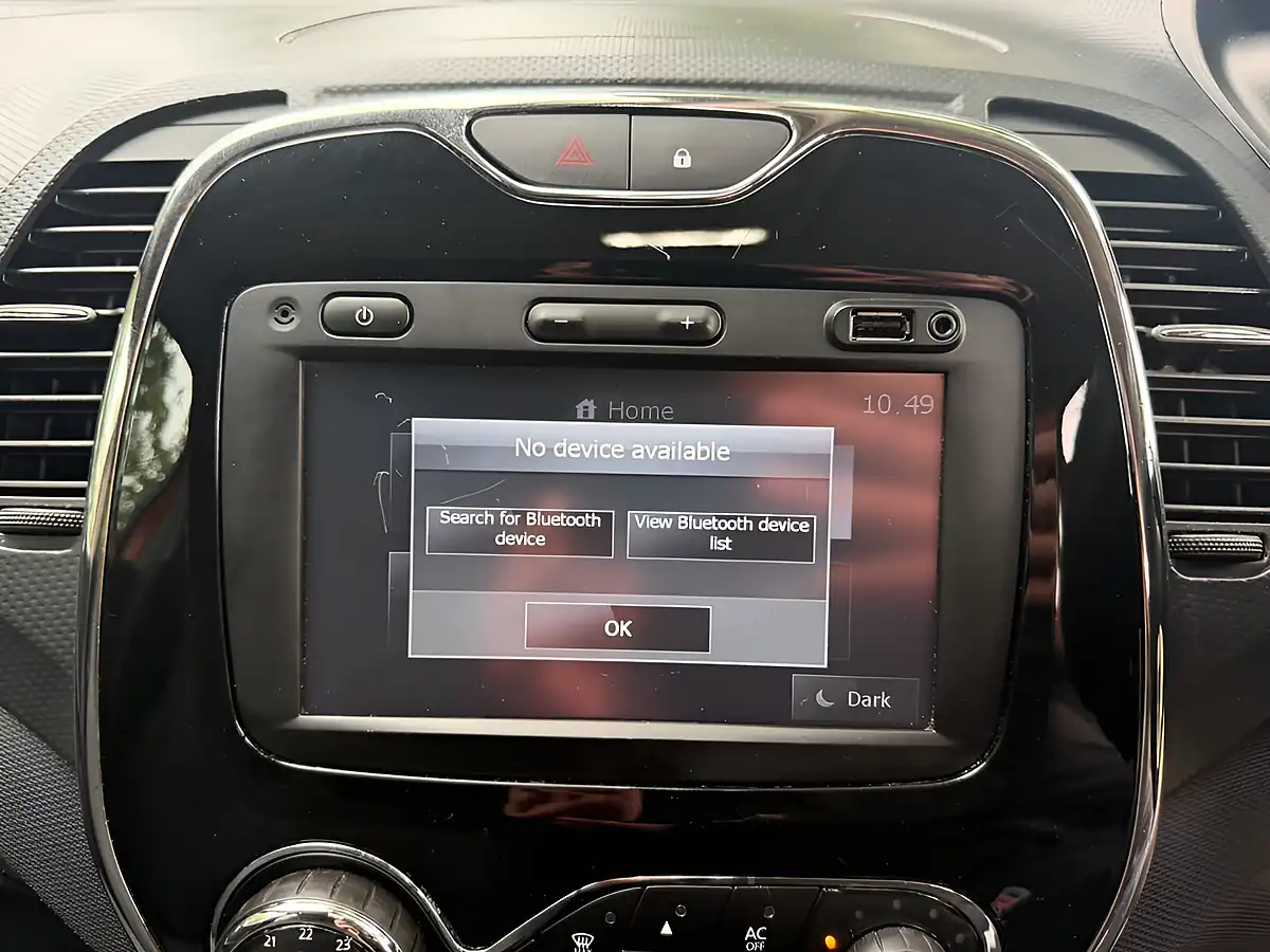 Used 2015 Renault Captur Dynamique S Medianav Orange - Interior and Exterior details 18
