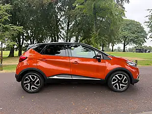 Used 2015 Renault Captur Dynamique S Medianav Orange - Interior and Exterior details 2