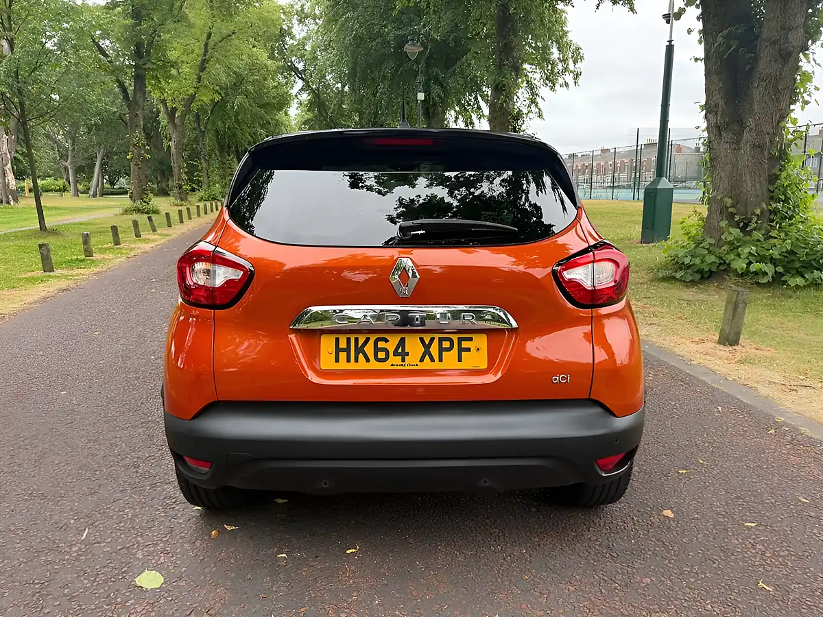 Used 2015 Renault Captur Dynamique S Medianav Orange - Interior and Exterior details 4
