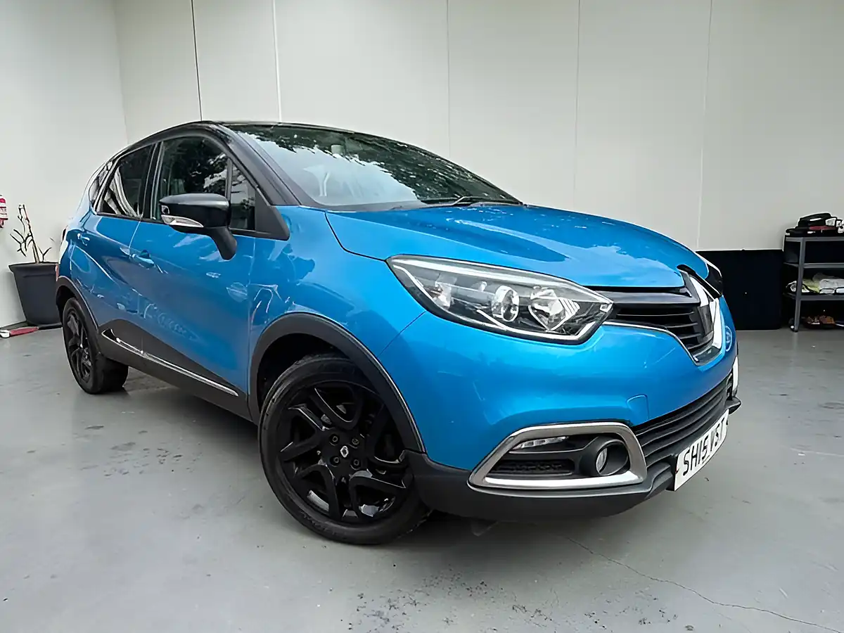 Used 2015 Renault Captur Dynamique S Medianav Tahoe Blue - Interior and Exterior details 2