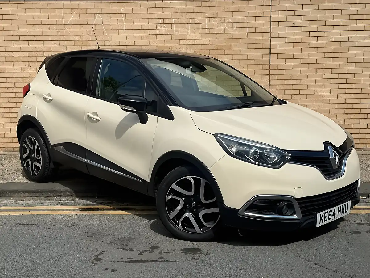 Used 2015 Renault Captur Dynamique S Medianav White - Front View