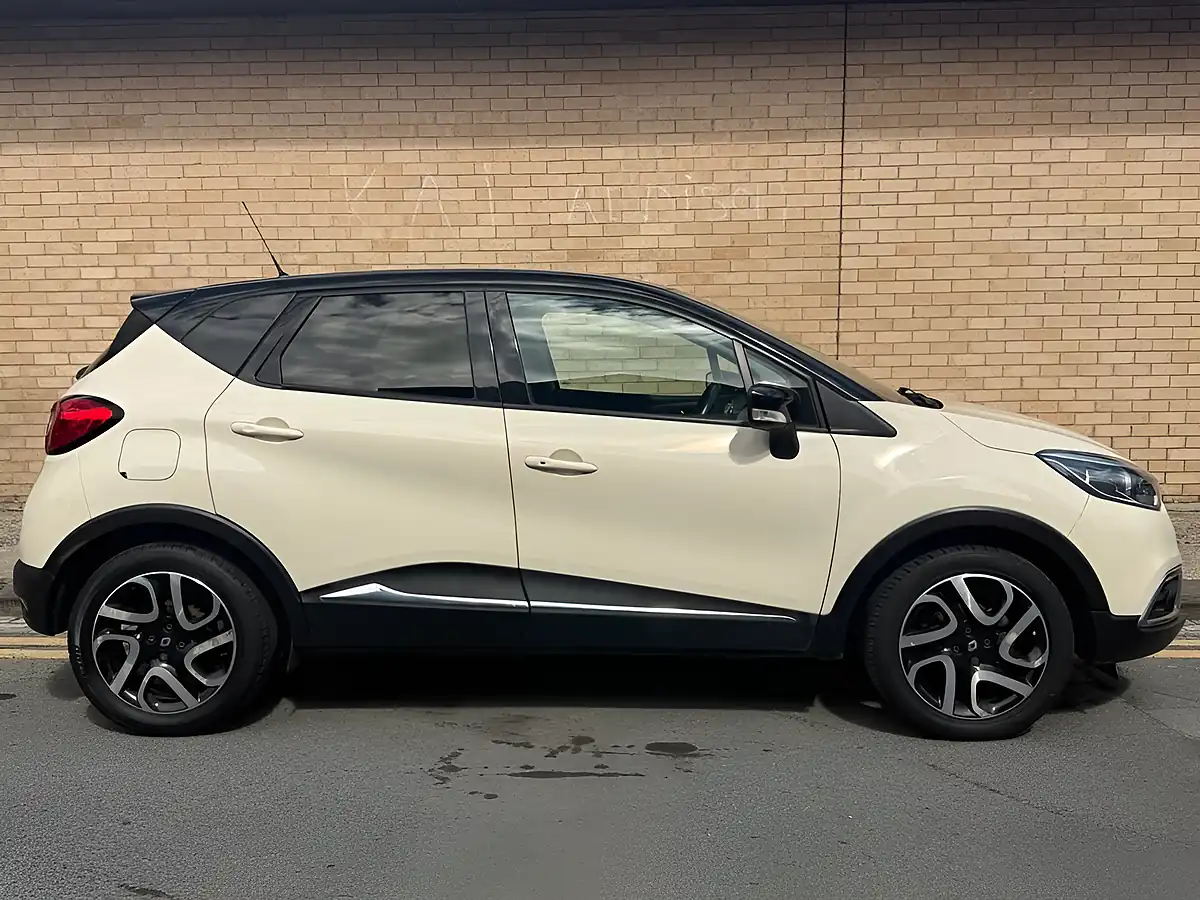 Used 2015 Renault Captur Dynamique S Medianav White - Interior and Exterior details 2