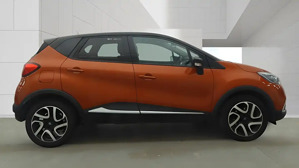 Used 2015 Renault Captur Dynamique S Nav Arizona - Interior and Exterior details 5