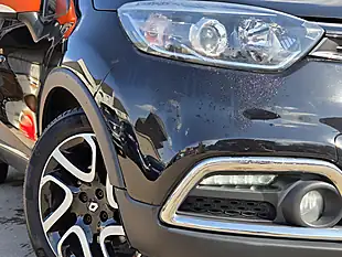 Used 2015 Renault Captur Dynamique S Nav Black - Interior and Exterior details 2