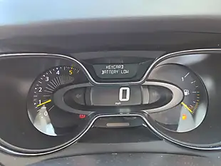 Used 2015 Renault Captur Dynamique S Nav Black - Interior and Exterior details 9