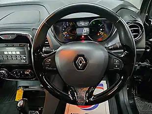 Used 2015 Renault Captur Dynamique S Nav Black - Interior and Exterior details 10