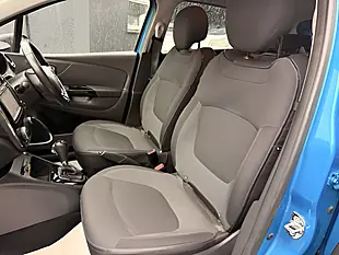 Used 2015 Renault Captur Dynamique S Nav Blue - Interior and Exterior details 7