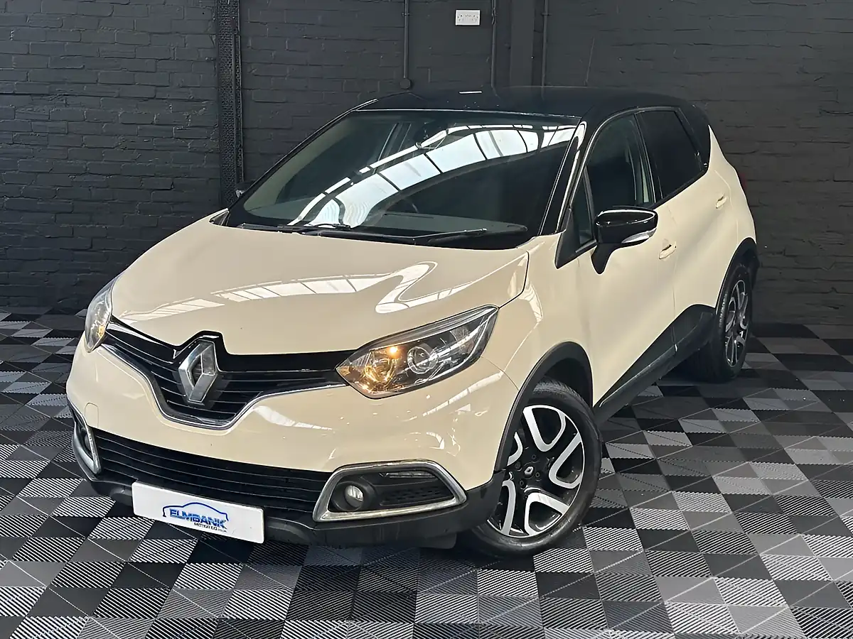 Used 2015 Renault Captur Dynamique S Nav Diamond Black - Interior and Exterior details 5