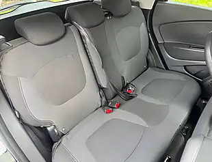 Used 2015 Renault Captur Dynamique S Nav Diamond Black - Interior and Exterior details 14