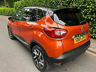 Used 2015 Renault Captur Dynamique S Nav Orange - Interior and Exterior details 4