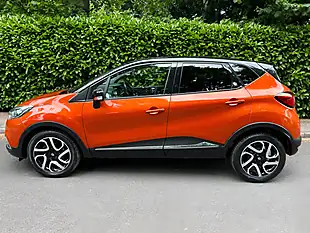Used 2015 Renault Captur Dynamique S Nav Orange - Interior and Exterior details 5