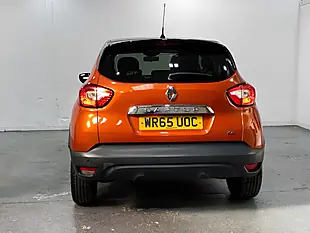 Used 2015 Renault Captur Dynamique S Nav Orange - Interior and Exterior details 8